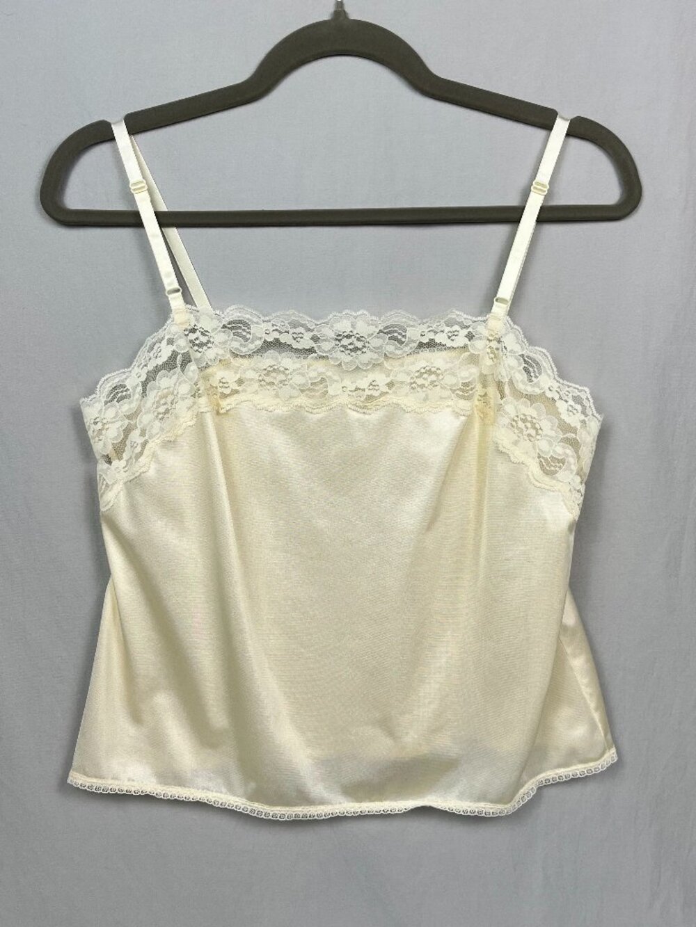 Vintage Lacy Camisole Ivory Balletcore Boho Boudoir Coquette Girly Romantic